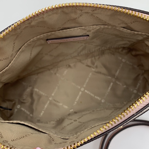 Michael Kors Jet Set Travel Medium Logo Dome Crossbody Bag - Picture 7 of 16